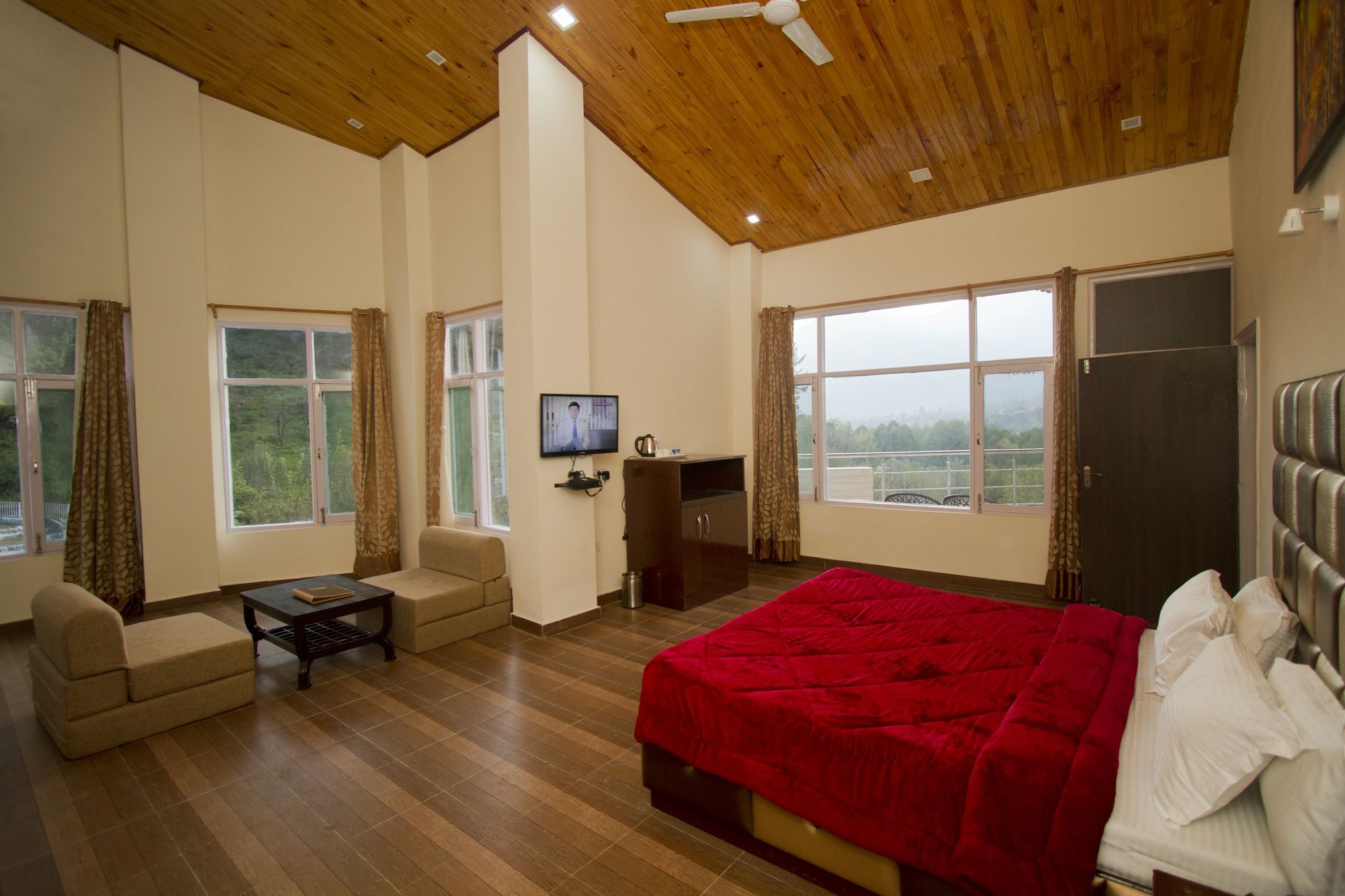 Adb Rooms Snow Touch Resort Manāli Kültér fotó