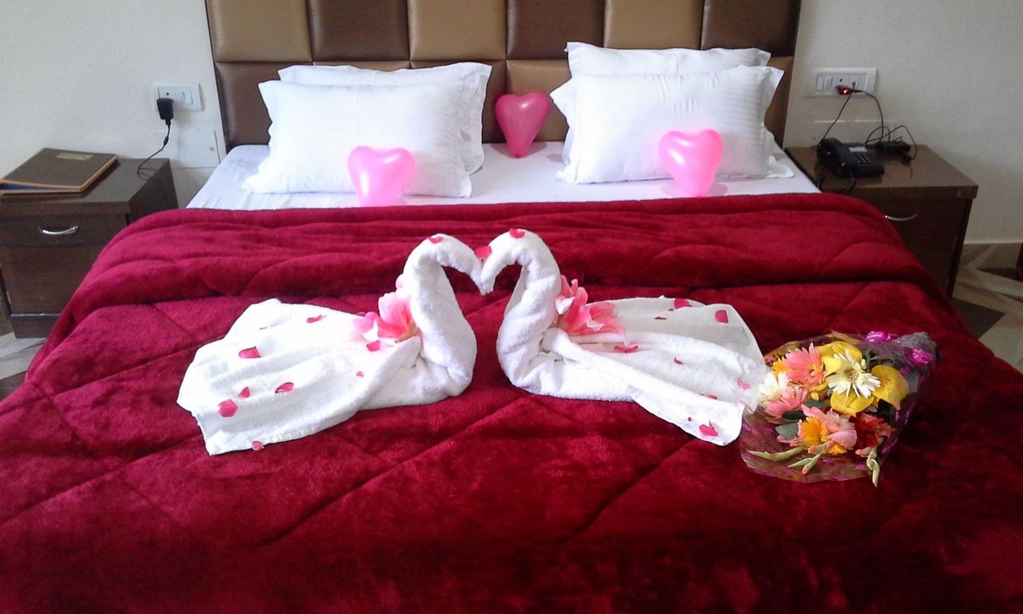 Adb Rooms Snow Touch Resort Manāli Kültér fotó
